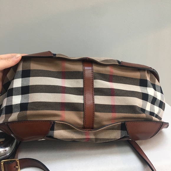 Sold* Burberry Bridle House Check Gosford Hobo - Picture 8 of 8